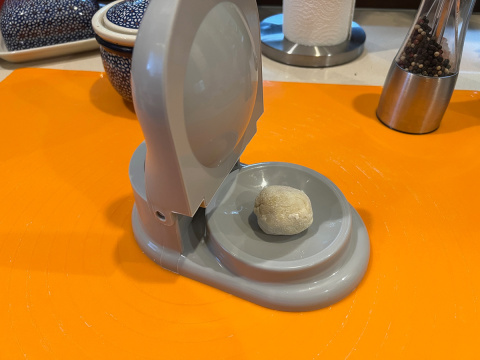 FOREMKA DO LEPIENIA PIEROGÓW 9cm PIEROGOWNICA