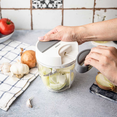 ROZDRABNIACZ SZNURKOWY SZATKOWNICA DO WARZYW KINGHOFF KH-1881