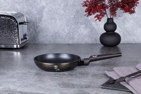 TITANIUM FRYING PAN BERLINGER HAUS 24CM BH-6568 PRIMAL GLOSS