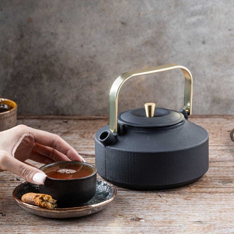 ZAPARZACZ ŻELIWNY IMBRYK 1L Z FILTREM KINGHOFF KH-1933