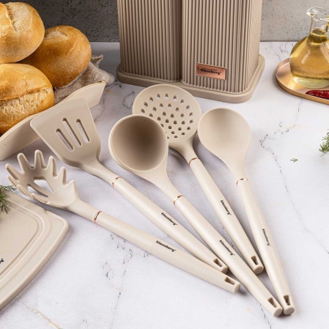 ZESTAW NOŻY I PRZYBORÓW KUCHENNYCH Z DESKĄ W STOJAKU KLAUSBERG KB-7935