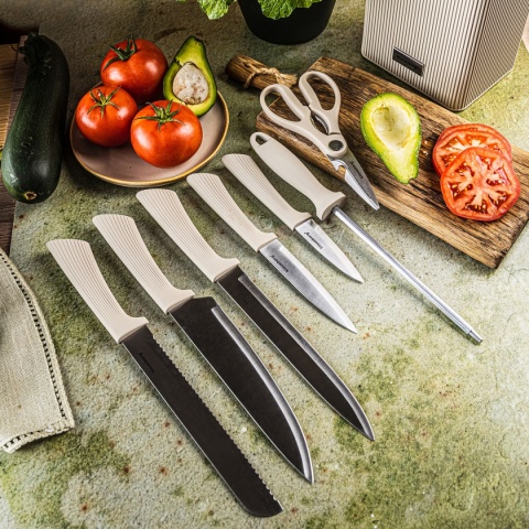 ZESTAW NOŻY W BLOKU AKACJOWYM KLAUSBERG KB-7984