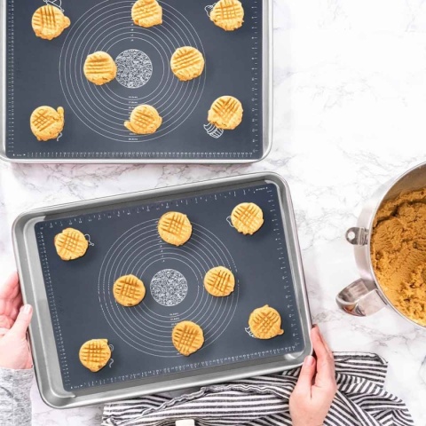 STOLNICA MATA SILIKONOWA 64x45cm 279002